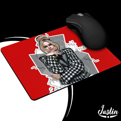 Mousepad Avril Lavigne Smile - Image 2